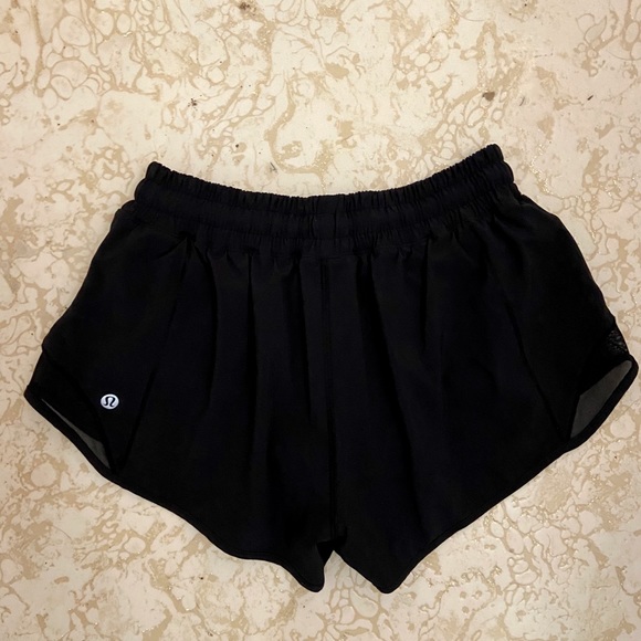 lululemon athletica Pants - Lululemon hottie hot shorts